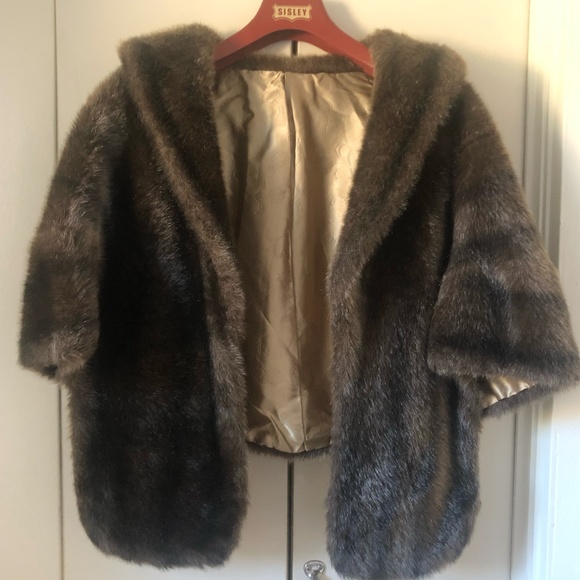 Vintage faux fur shawl by Regina Glenara by Glenoit. Shoulder wrap faux fur - Picture 2 of 6